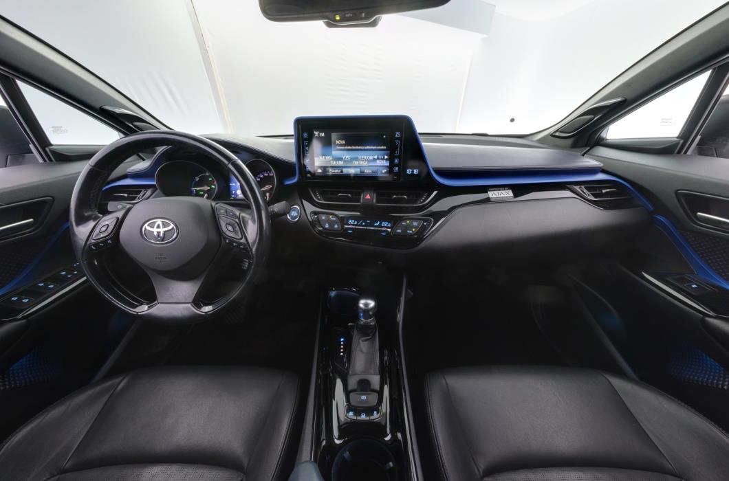 TOYOTA C-HR 2018