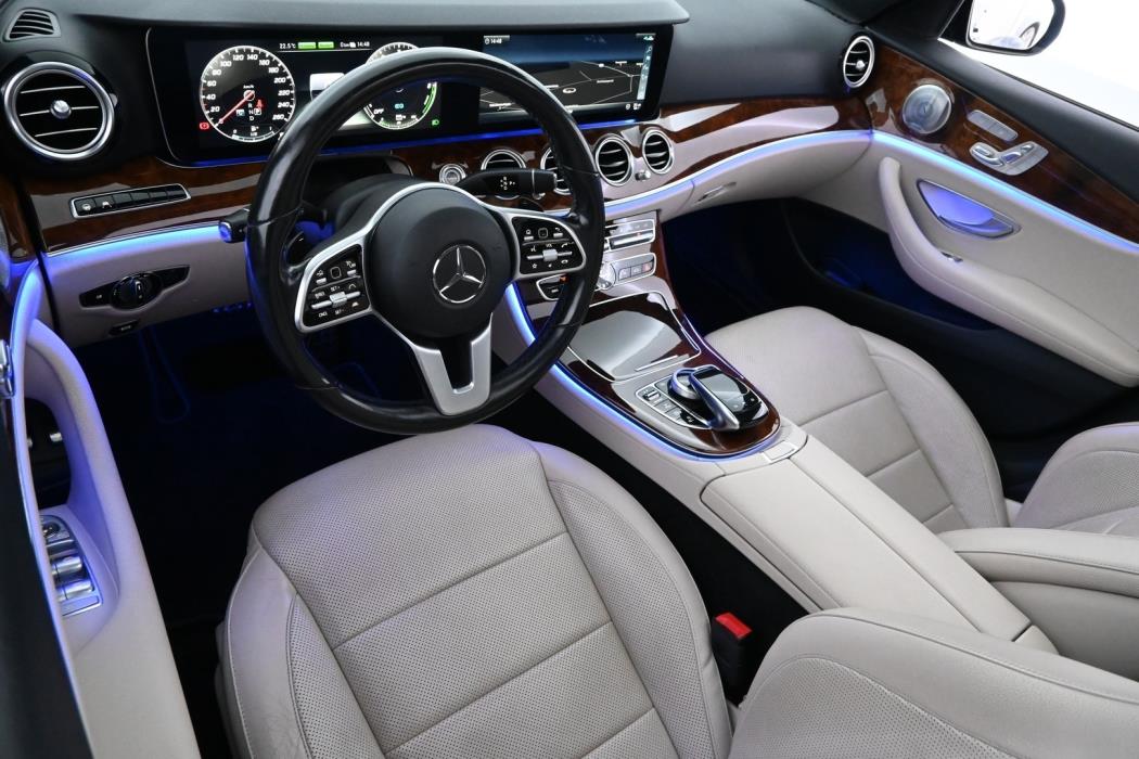 MERCEDES-BENZ E 2019
