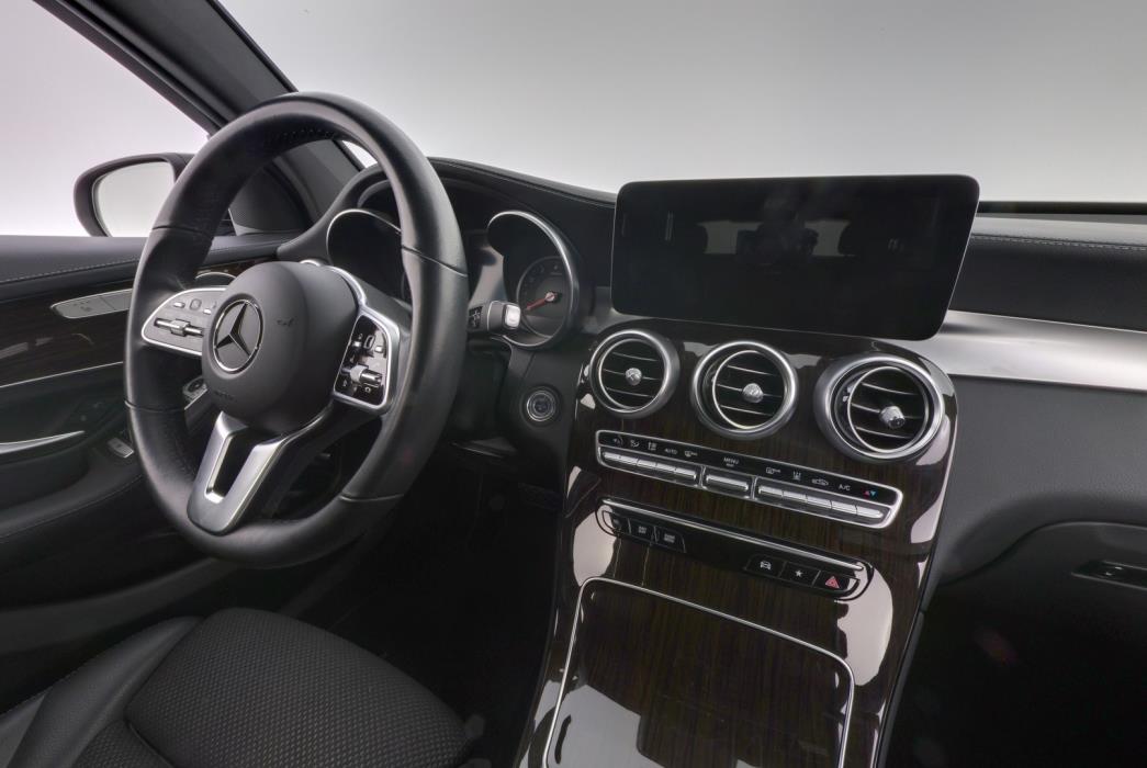 MERCEDES-BENZ GLC 2021