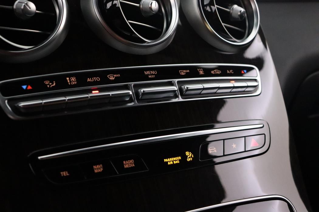 MERCEDES-BENZ GLC 2021