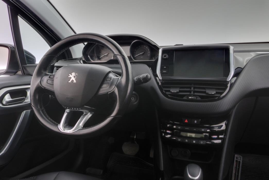 PEUGEOT 2008 2018