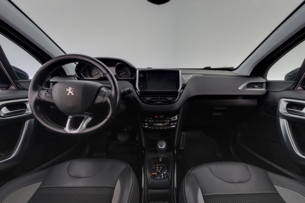 PEUGEOT 2008 2018