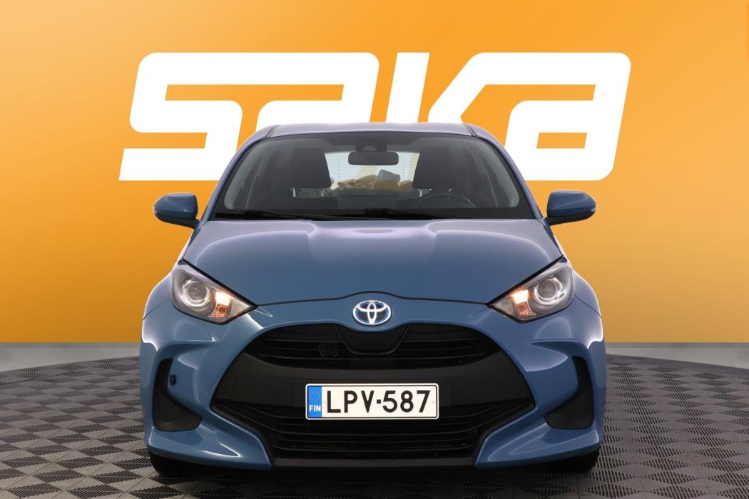 TOYOTA Yaris 2021