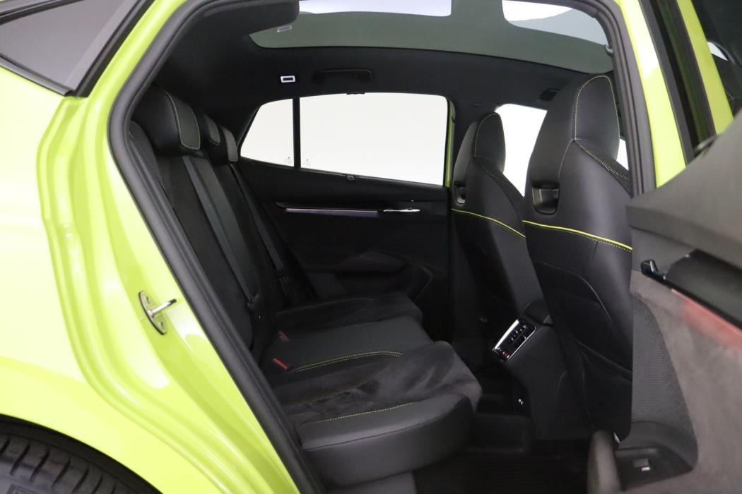 SKODA Enyaq 2025