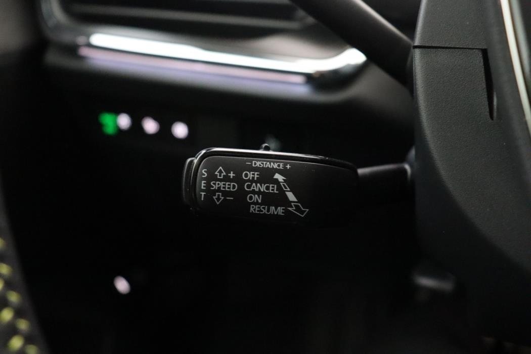 SKODA Enyaq 2025