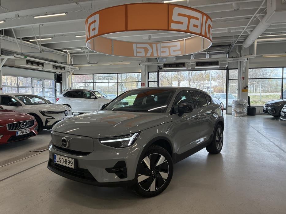 VOLVO C40 2024