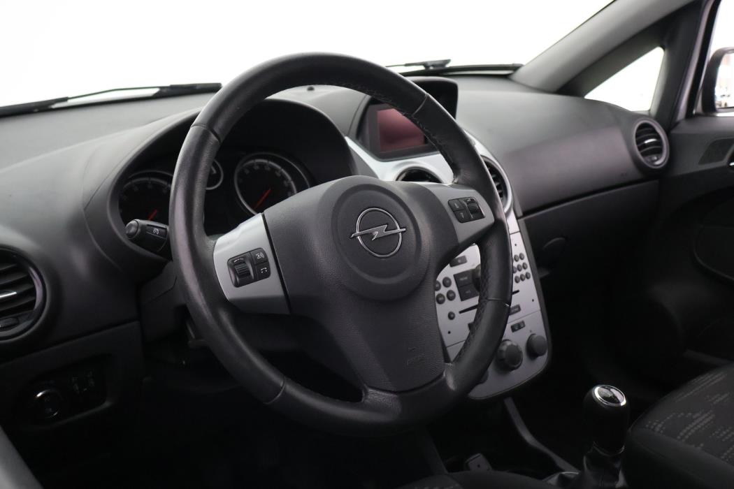 OPEL Corsa 2012
