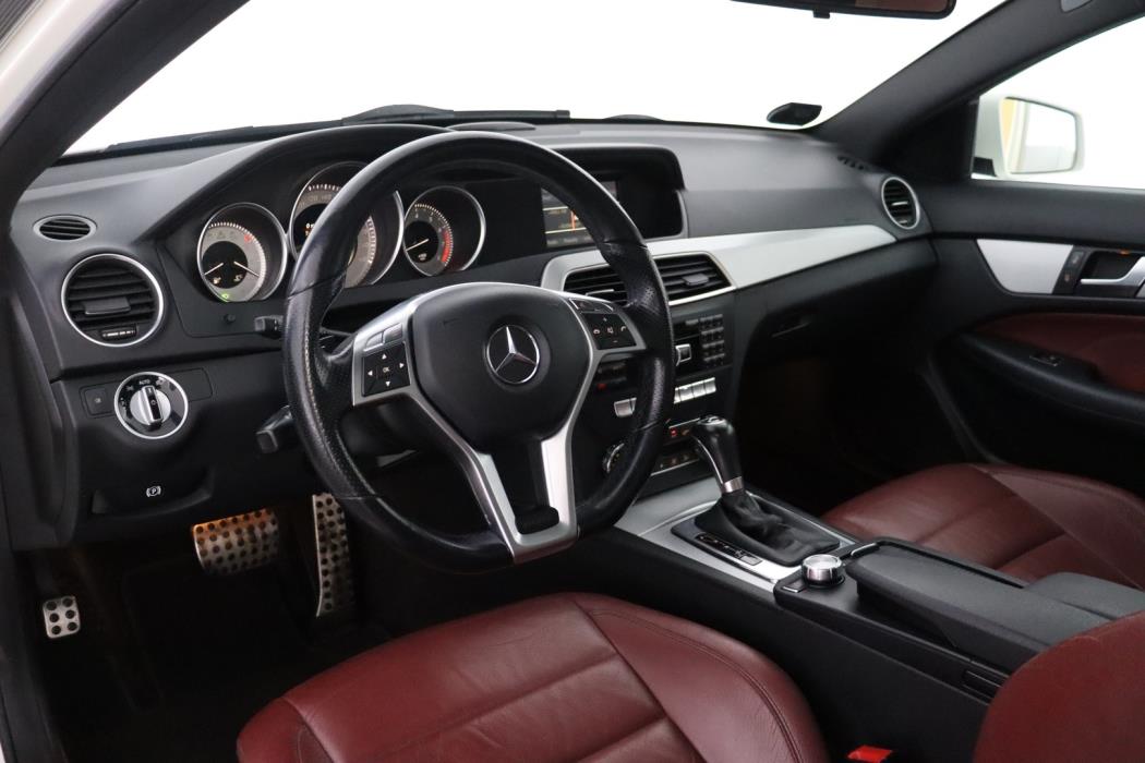 MERCEDES-BENZ C 2012