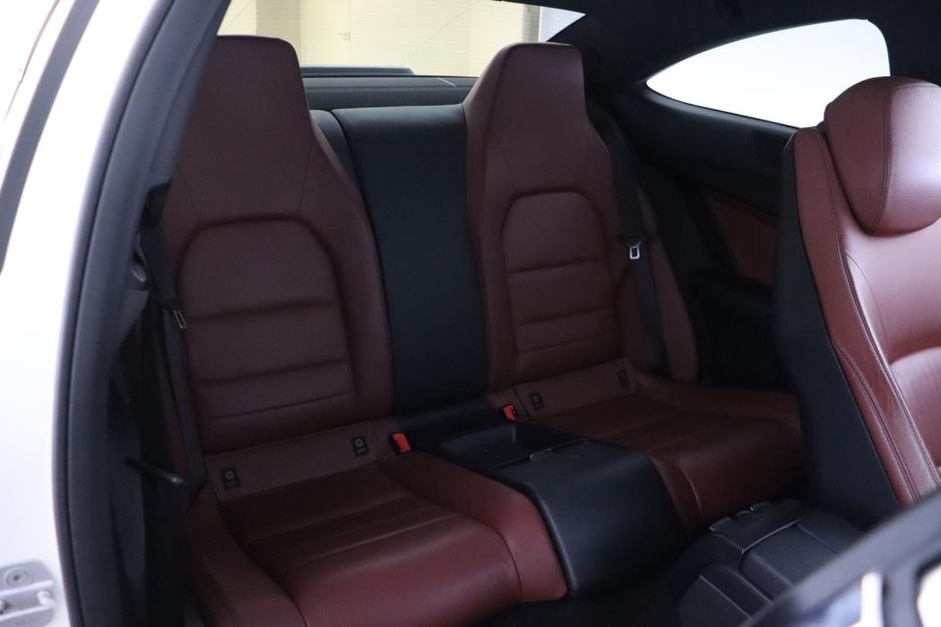 MERCEDES-BENZ C 2012