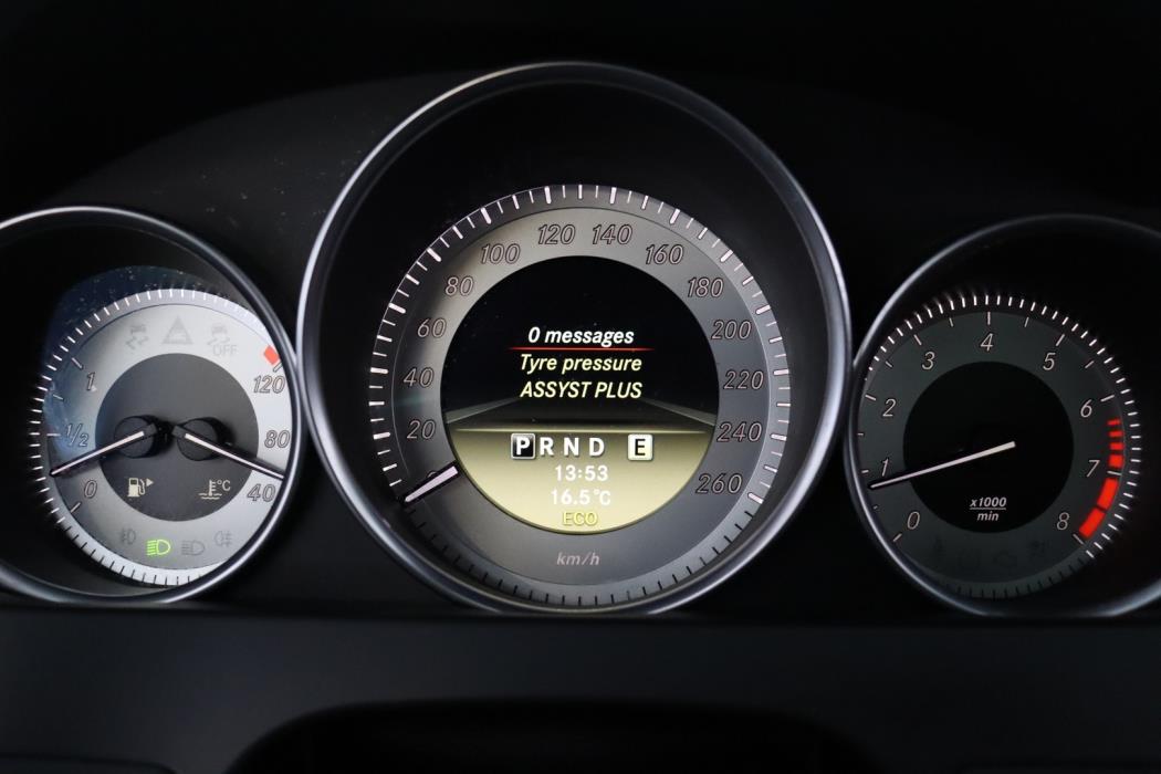 MERCEDES-BENZ C 2012