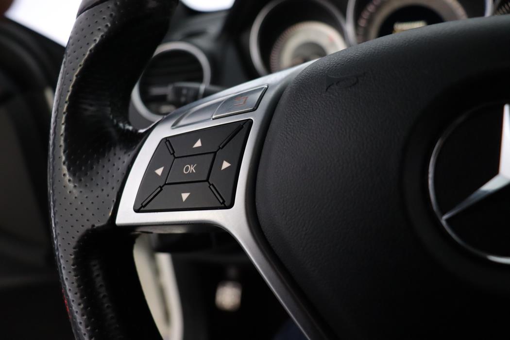 MERCEDES-BENZ C 2012