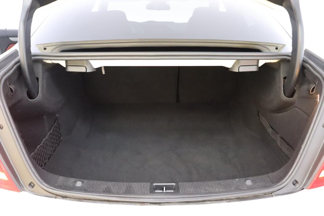 MERCEDES-BENZ C 2012