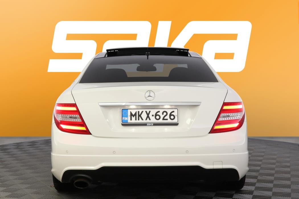 MERCEDES-BENZ C 2012