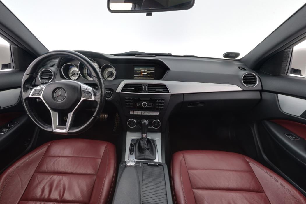 MERCEDES-BENZ C 2012