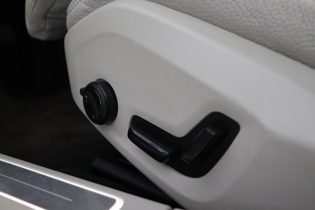 VOLVO S90 2023