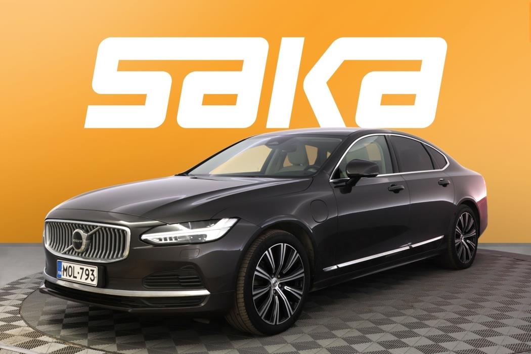 VOLVO S90 2023
