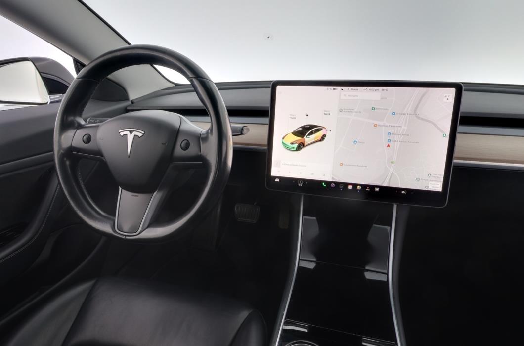TESLA Model 3 2019