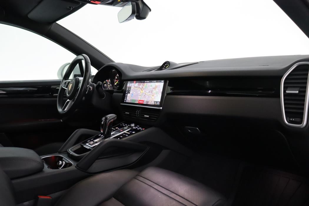 PORSCHE Cayenne 2020