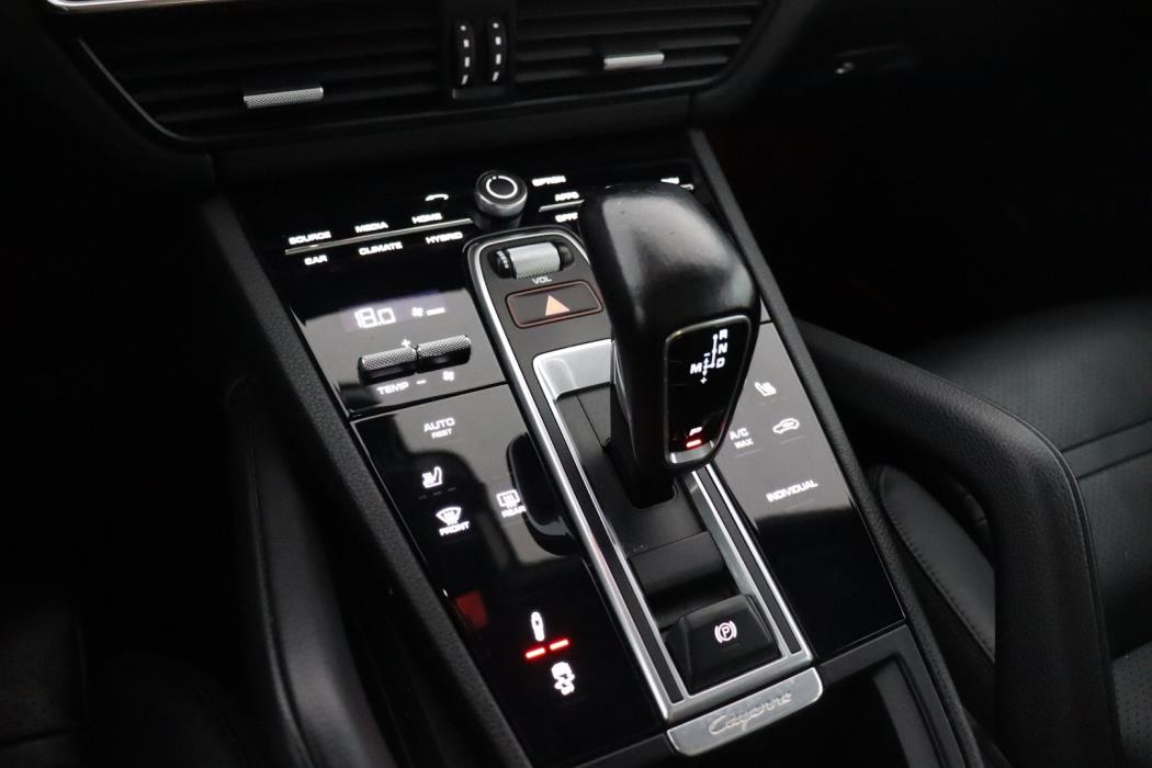 PORSCHE Cayenne 2020