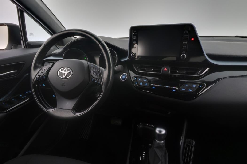 TOYOTA C-HR 2021