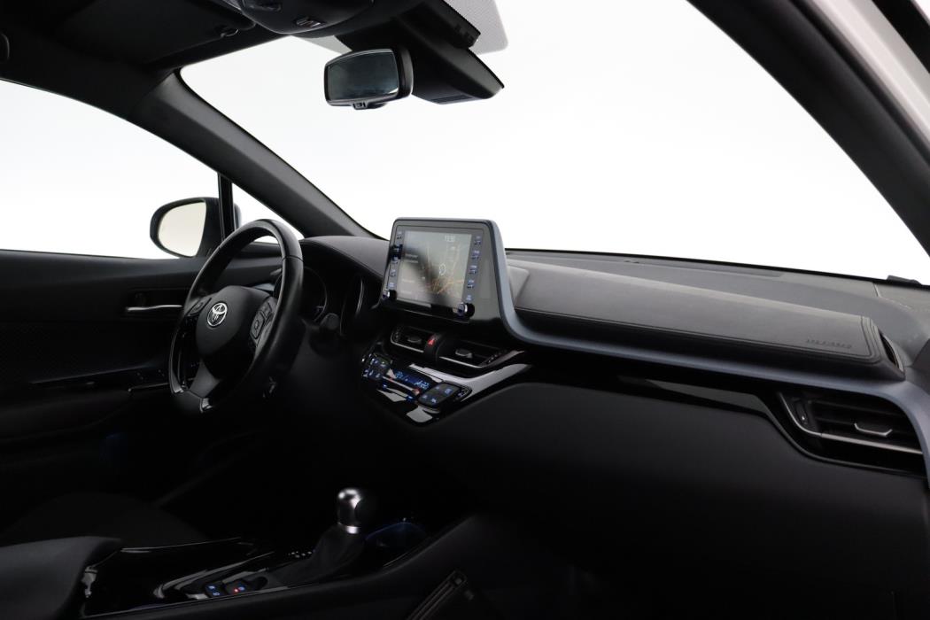 TOYOTA C-HR 2021