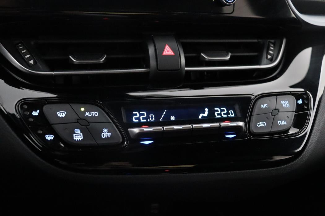 TOYOTA C-HR 2021