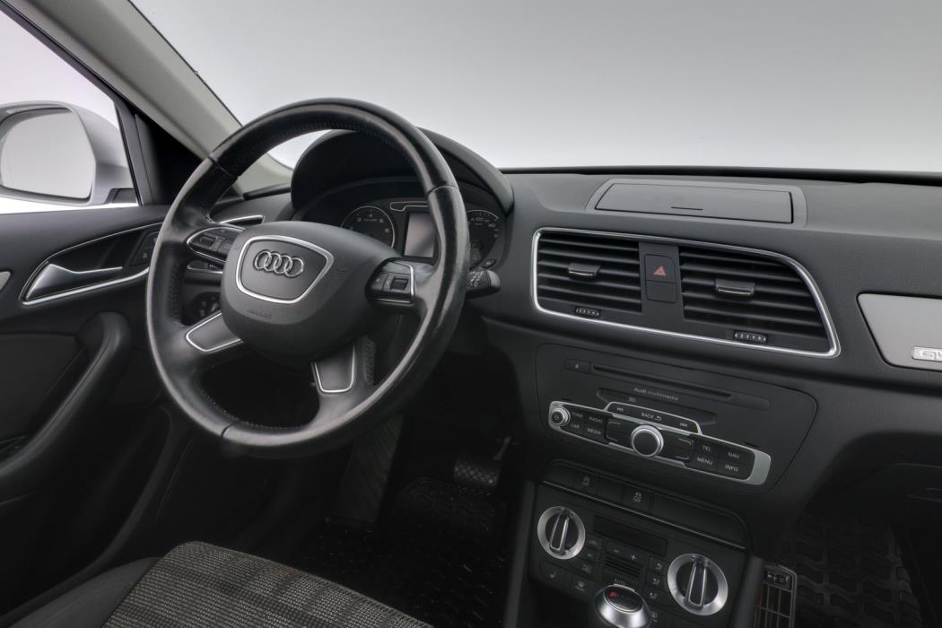 AUDI Q3 2012