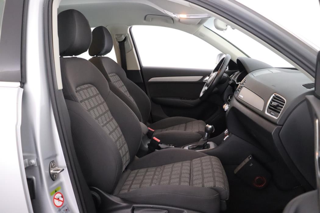 AUDI Q3 2012