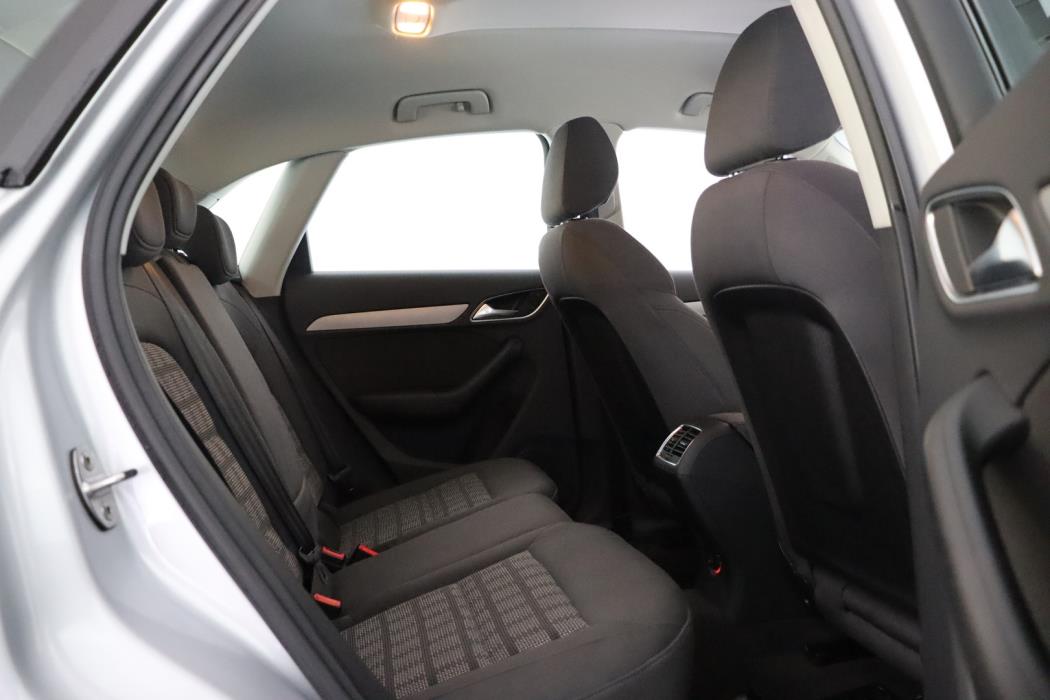 AUDI Q3 2012
