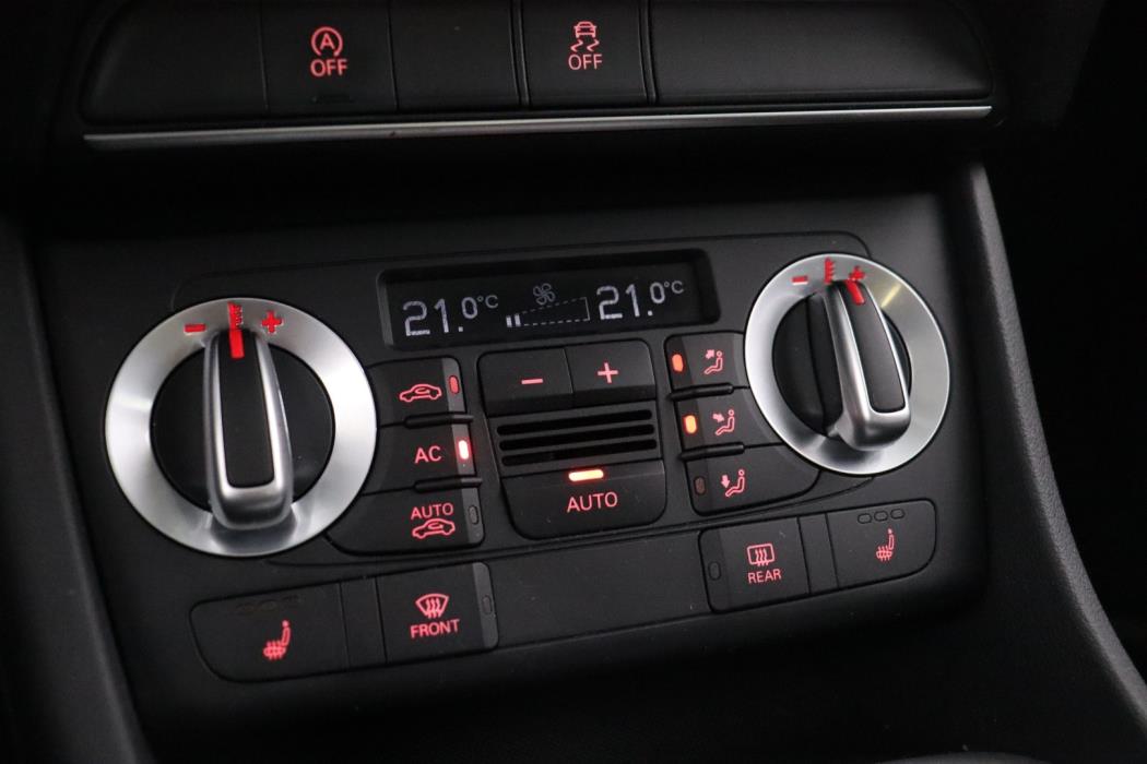 AUDI Q3 2012