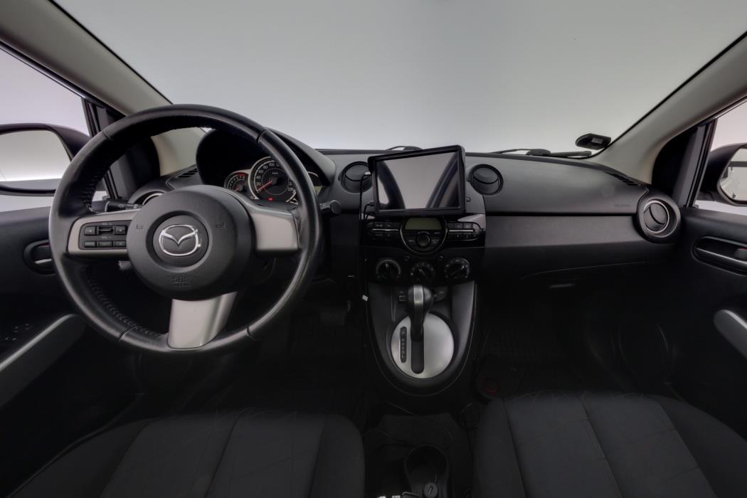 MAZDA 2 2012