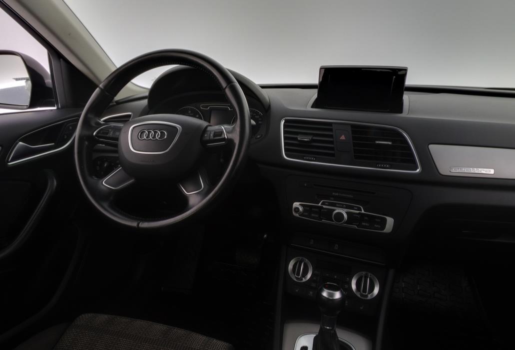AUDI Q3 2012