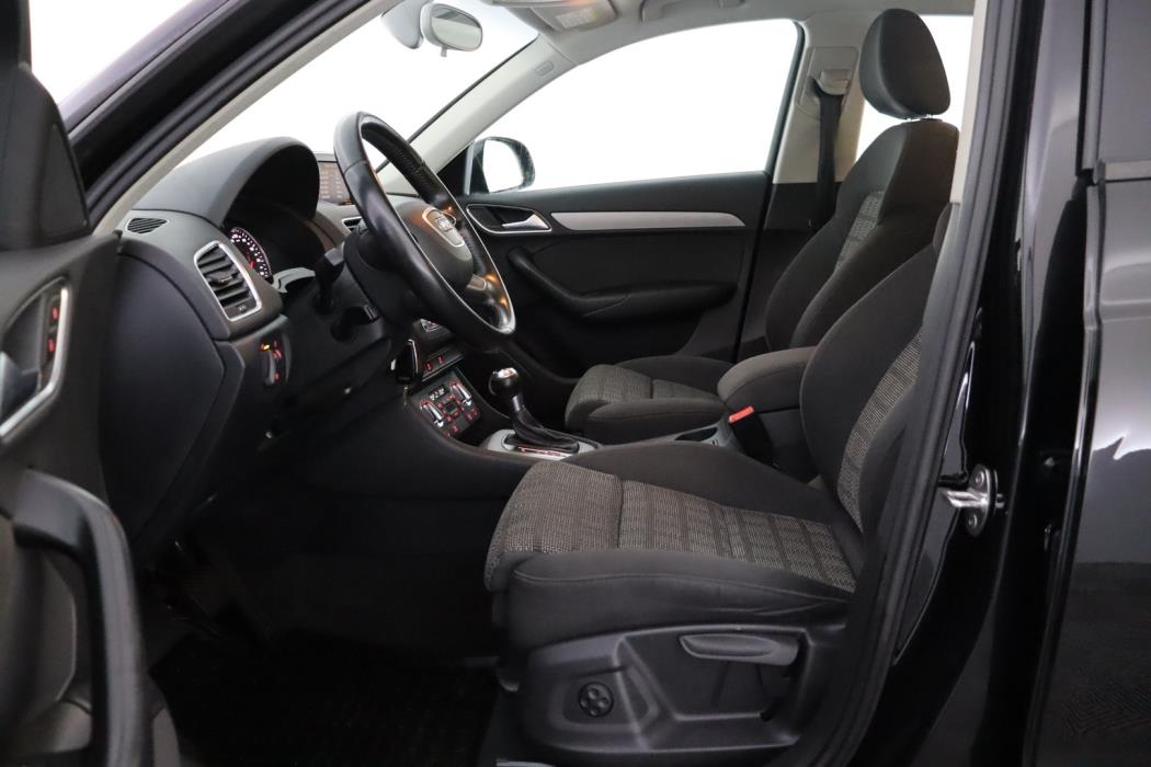 AUDI Q3 2012