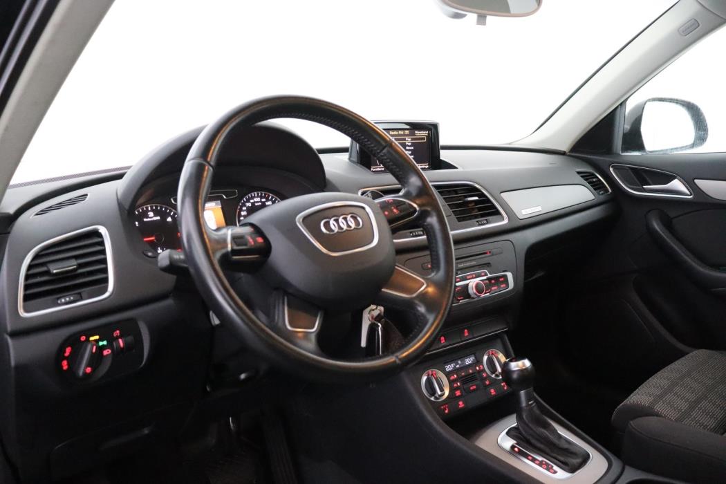 AUDI Q3 2012
