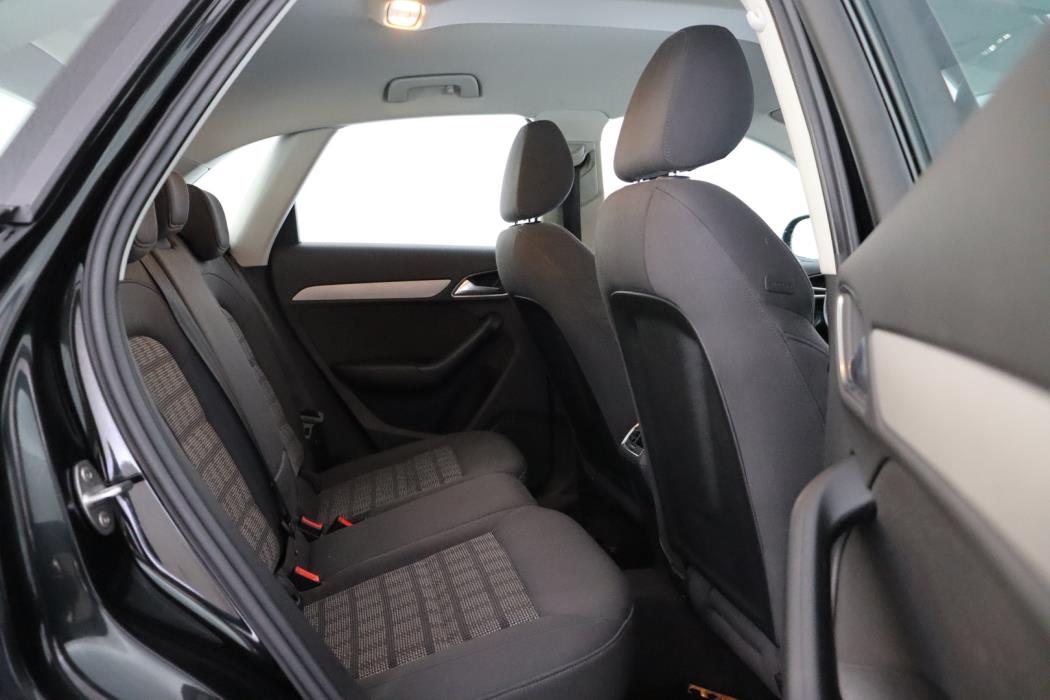 AUDI Q3 2012