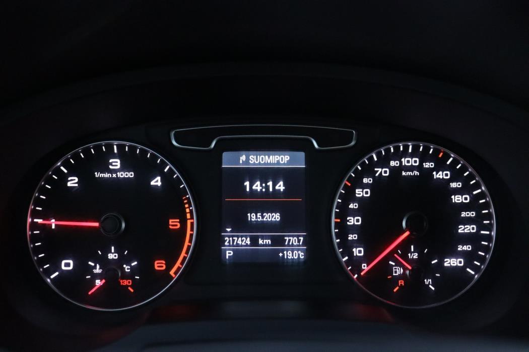 AUDI Q3 2012