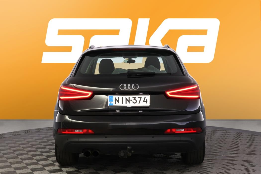 AUDI Q3 2012