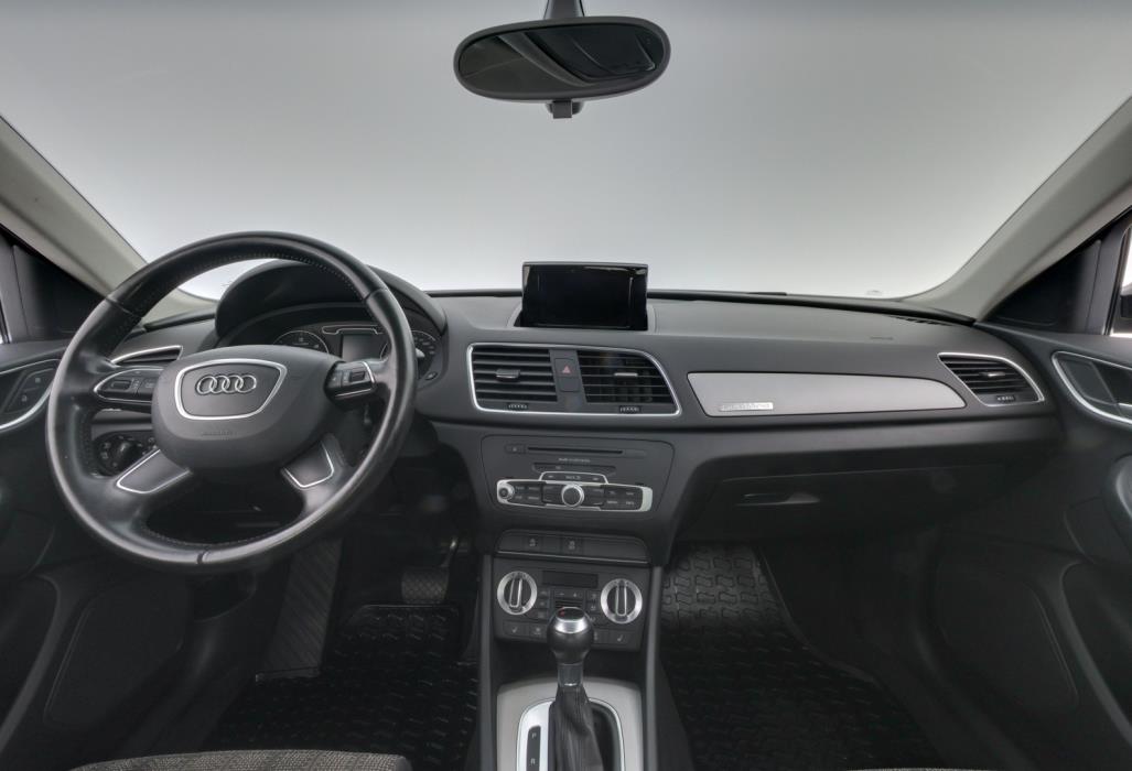 AUDI Q3 2012