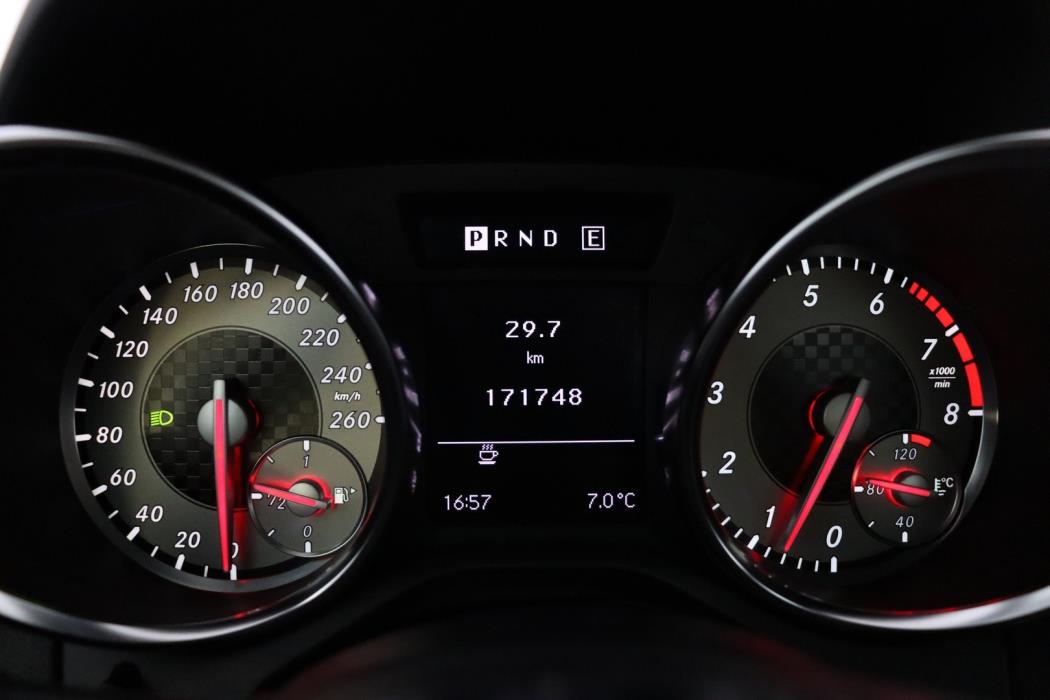 MERCEDES-BENZ SLK 2012