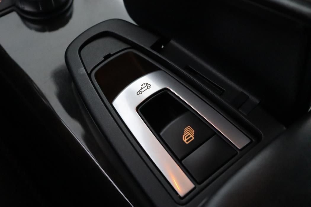 MERCEDES-BENZ SLK 2012