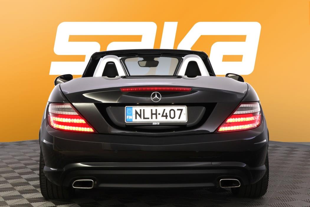 MERCEDES-BENZ SLK 2012