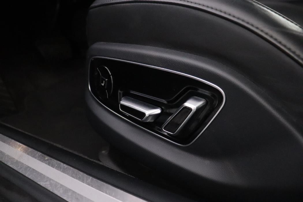 AUDI A8 2021