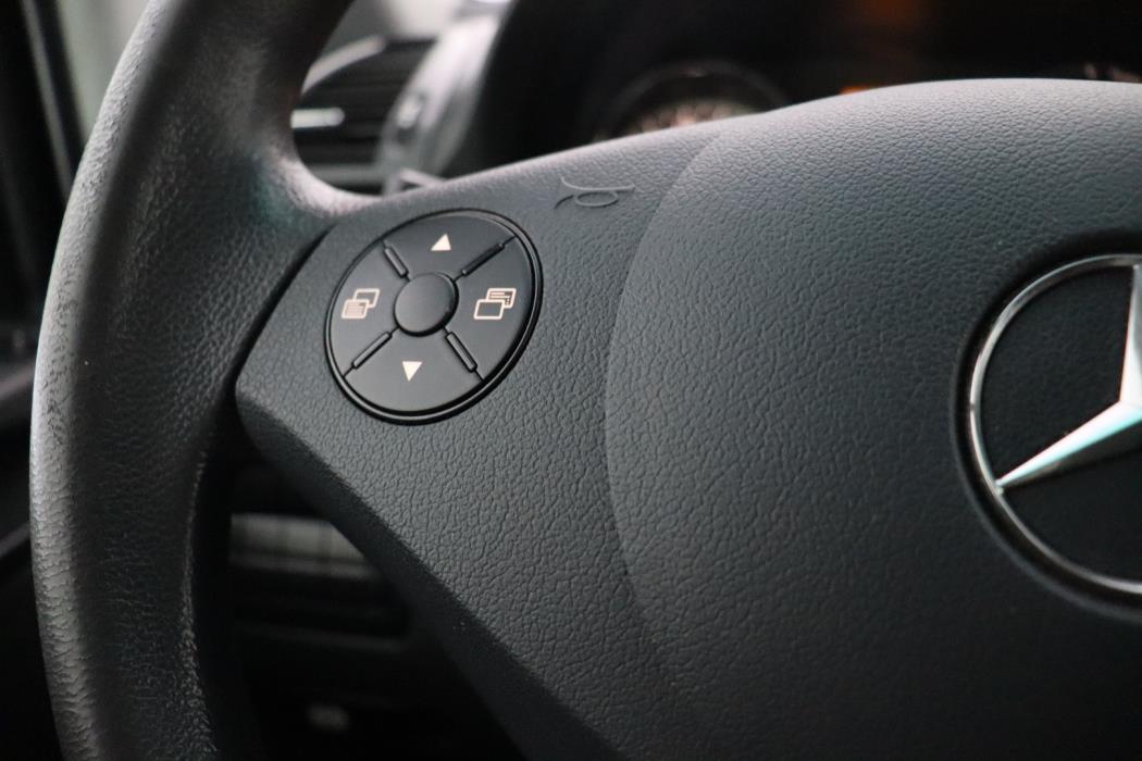 MERCEDES-BENZ Vito 2012