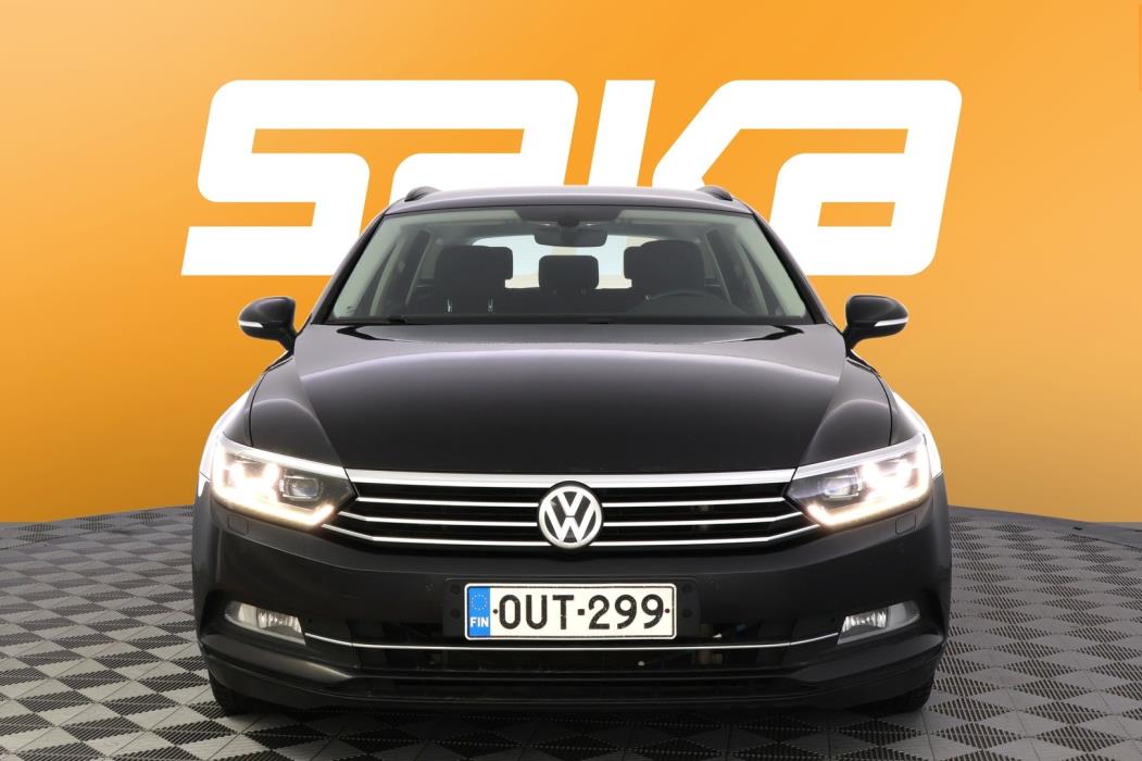 VOLKSWAGEN Passat 2016