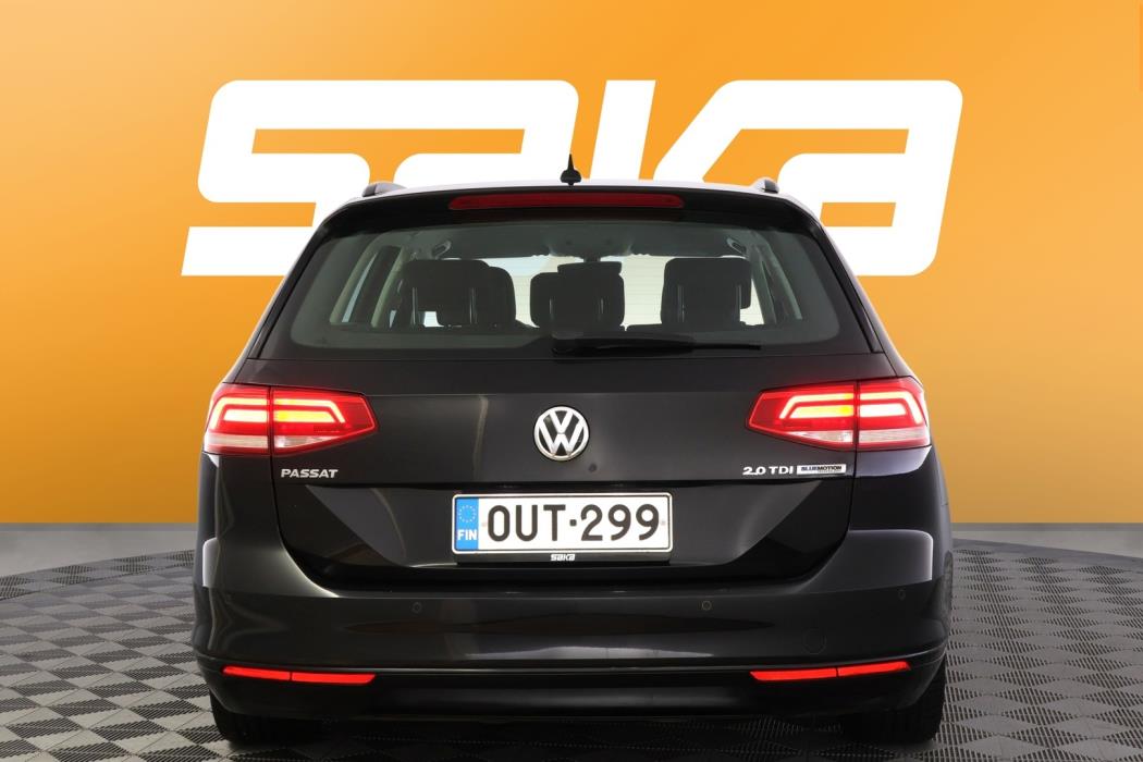 VOLKSWAGEN Passat 2016