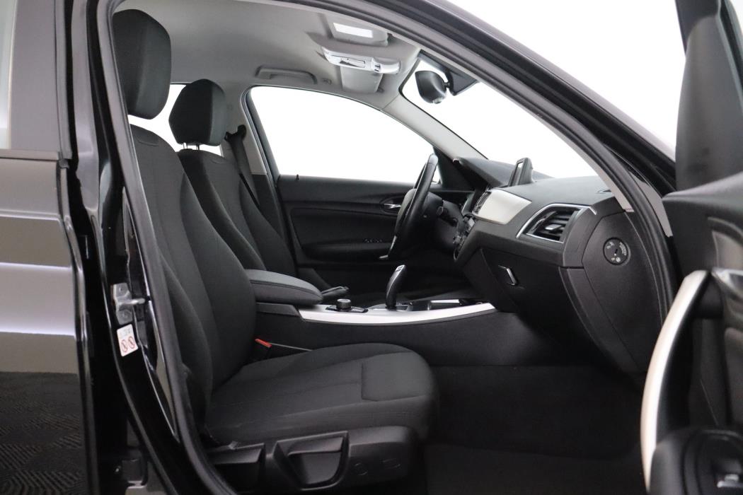 BMW 118 2018