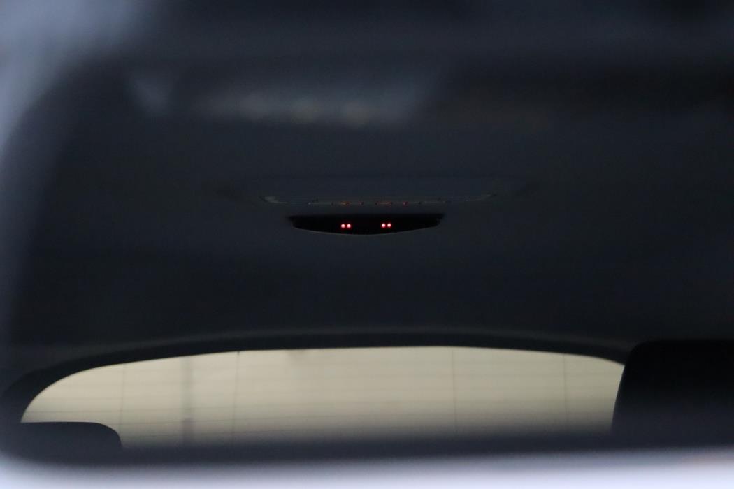 MERCEDES-BENZ E 2010