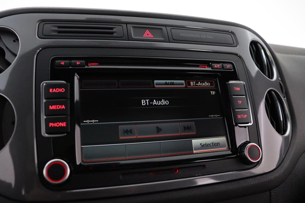 VOLKSWAGEN Tiguan 2013