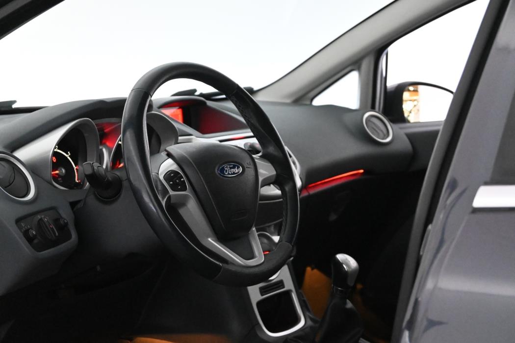 FORD Fiesta 2011