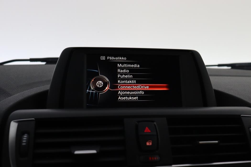 BMW 118 2016